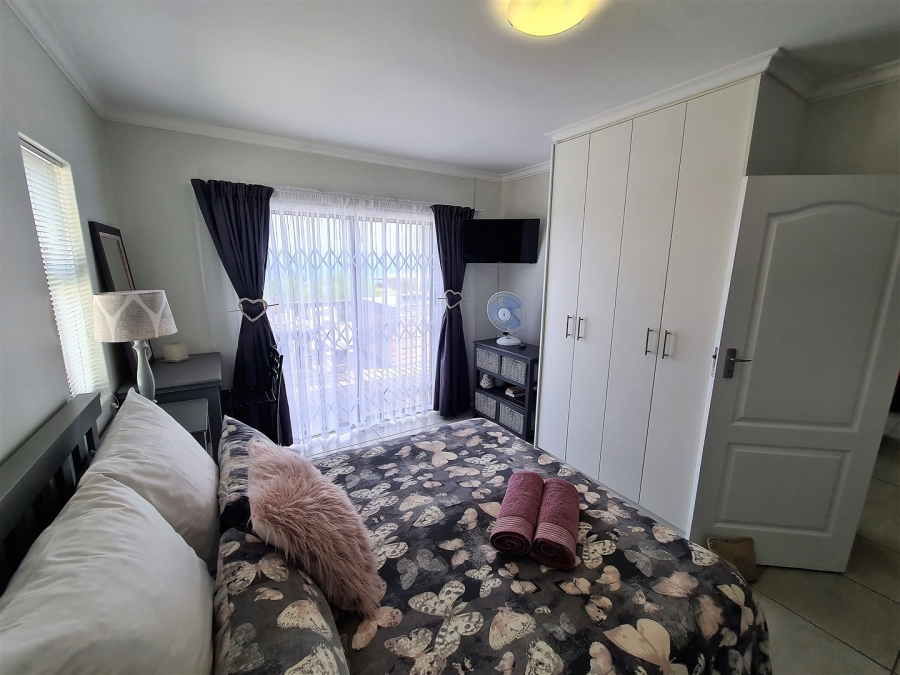 5 Bedroom Property for Sale in Dana Bay Western Cape